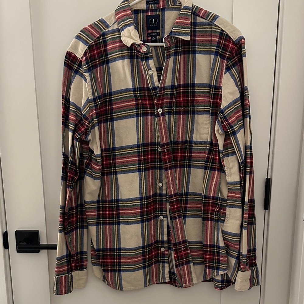 GAP Men's Red and Blue Plaid Button Down Shirt
